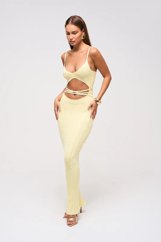 Strapless Women Dress with a Built - in Bra for Comfort and SupportStrapless Women Dress with a Built - in Bra for Comfort and SupportJULES