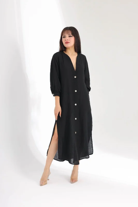 Halter Neck Women Dress to Show Off the Shoulders and NecklineHalter Neck Women Dress to Show Off the Shoulders and NecklineButton up Dress E1078