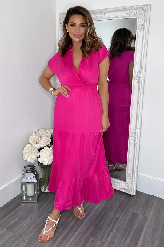 Halter Neck Women Dress to Show Off the Shoulders and NecklineHalter Neck Women Dress to Show Off the Shoulders and NecklineHot Pink Short Sleeved V-Neck Midi Smock Dress