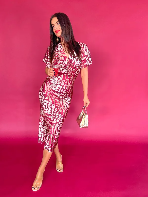 Empire Waist Women Dress to Accentuate the Bust and Conceal the WaistEmpire Waist Women Dress to Accentuate the Bust and Conceal the WaistKnot Your Average - Wine Beige Leopard Midi Dress