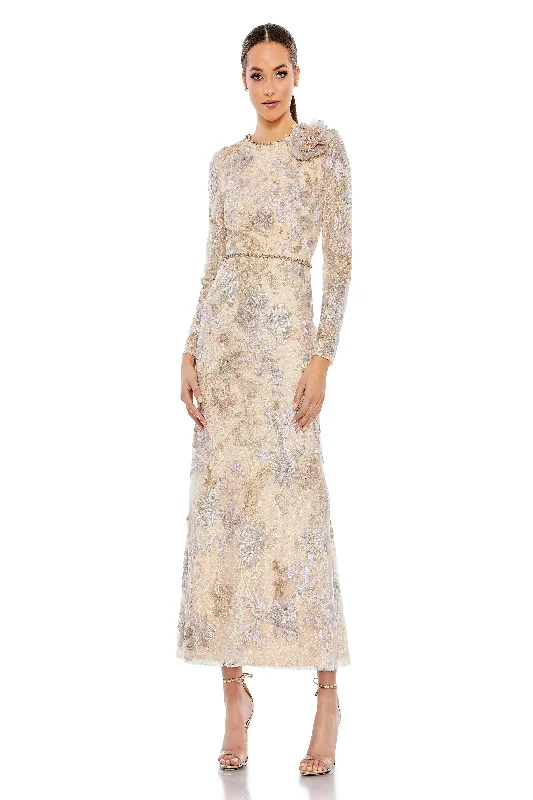 Lace - Embellished Women Dress for an Elegant and Sophisticated AppearanceLace - Embellished Women Dress for an Elegant and Sophisticated AppearanceMac Duggal 11329