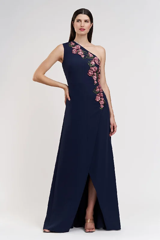 Halter Neck Women Dress to Show Off the Shoulders and NecklineHalter Neck Women Dress to Show Off the Shoulders and NecklineNadine One Shoulder Gown