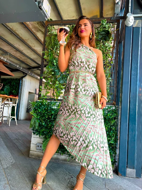 Lace - Embellished Women Dress for an Elegant and Sophisticated AppearanceLace - Embellished Women Dress for an Elegant and Sophisticated AppearanceStay Classy - Olive Beige Leopard One Shoulder Midi Dress