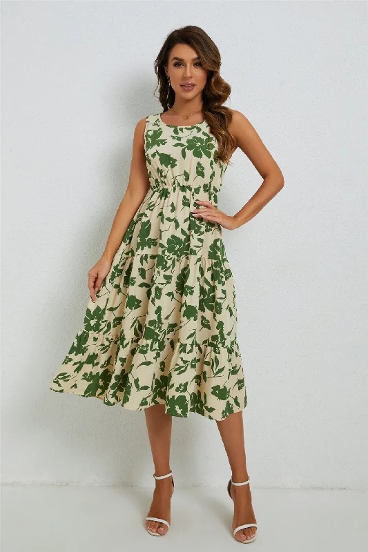 Pleated Women Dress with a Timeless and Elegant TexturePleated Women Dress with a Timeless and Elegant TextureCindy Floral Midi Dress