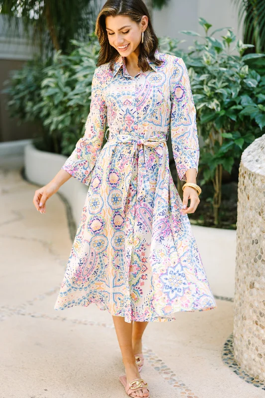 Pleated Women Dress with a Timeless and Elegant TexturePleated Women Dress with a Timeless and Elegant TextureMake Me Feel Joy Multi Color Paisley Midi Dress