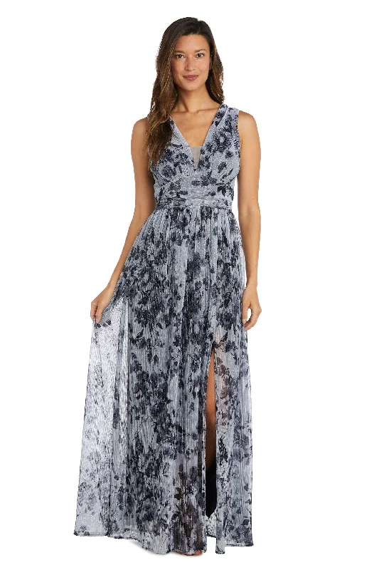 Maxi Women Dress with Floral Print for a Bohemian VibeMaxi Women Dress with Floral Print for a Bohemian VibeNightway Long Formal Floral Petite Dress 22042P