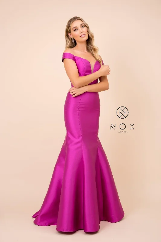 Mini Women Dress with a Short Hem for a Young and Trendy StyleMini Women Dress with a Short Hem for a Young and Trendy StyleLong Off The Shoulder Fitted Formal Prom Dress Evening Gown