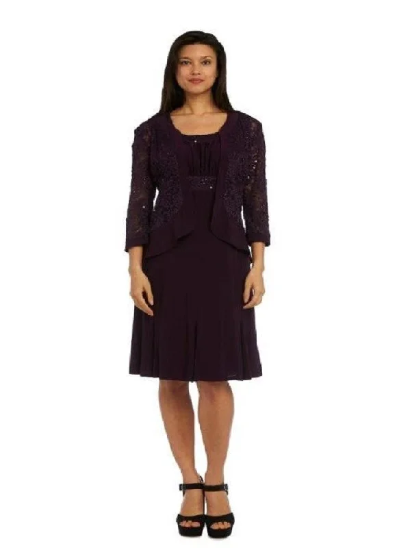 Mermaid - Style Women Dress with a Fitted Silhouette for Special OccasionsMermaid - Style Women Dress with a Fitted Silhouette for Special OccasionsR&M Richards 9776 Short Cocktail Dress Plum