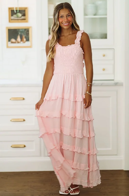 Sleeveless Women Dress in Bright Colors for Summer PartiesSleeveless Women Dress in Bright Colors for Summer PartiesSlice of Heaven Maxi Dress - Pink