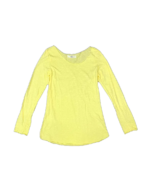 Long Sleeve Women T Shirt for Cooler WeatherLong Sleeve Women T Shirt for Cooler WeatherLe îls yellow t-shirt